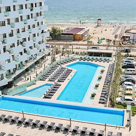 Black Sea- Infinity Pool & Apartment